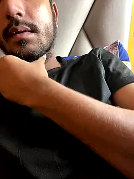 AntonioWest – webcam model profile photo Image 18