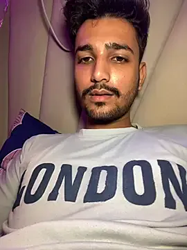 AntonioWest – webcam model profile photo Image 19