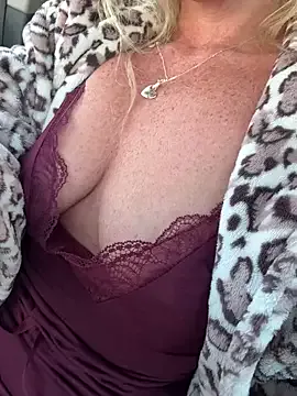 TheCumSlutBarbie's Thumb Image