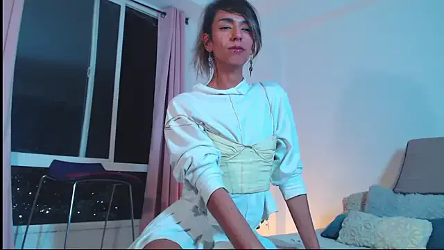 charlie_eusse – webcam model profile photo Image 4