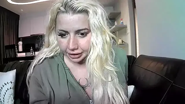 AvaMaddisson – webcam model profile photo Image 15