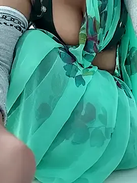 NathaliaNat – webcam model profile photo Image 2