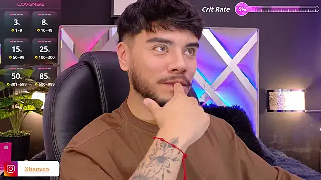 MiraDelynn – webcam model profile photo Image 13