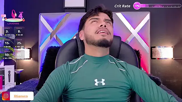 MiraDelynn – webcam model profile photo Image 2