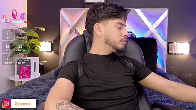 MiraDelynn – webcam model profile photo Image 6