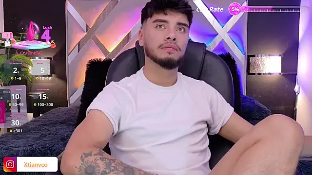 MiraDelynn – webcam model profile photo Image 7