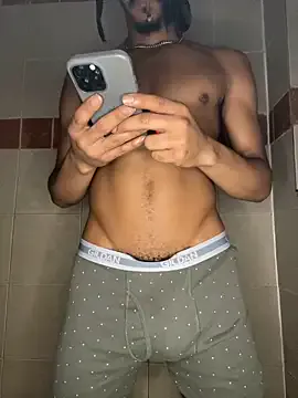 AuraSousa – webcam model profile photo Image 9