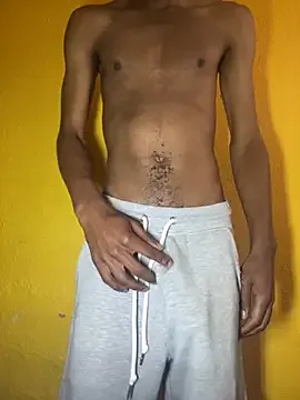 LunaKrismas – webcam model profile photo Image 4