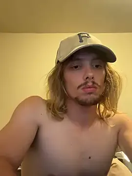 trainwithme – webcam model profile photo Image 2