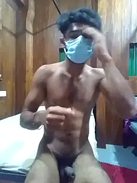 Amylewiss – webcam model profile photo Image 11