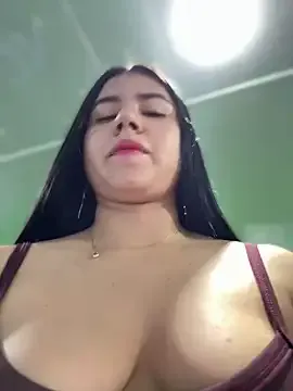 IrisNightshade – webcam model profile photo Image 15