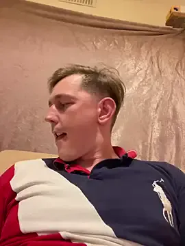 Valy2000's Thumb Image