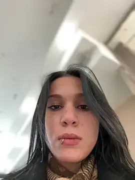 CurvyAnonymousGirl89 – webcam model profile photo Image 6