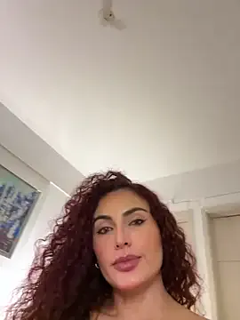 A-xena – webcam model profile photo Image 17