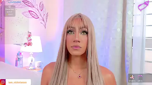 ChloeDevine – webcam model profile photo Image 6