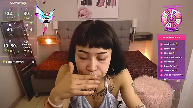 SelenaJenner – webcam model profile photo Image 16