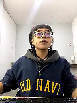 SelenaJenner – webcam model profile photo Image 19