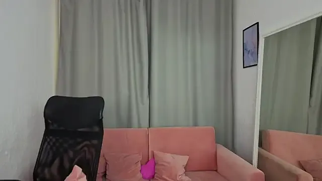 Peachesmxoxo – webcam model profile photo Image 8