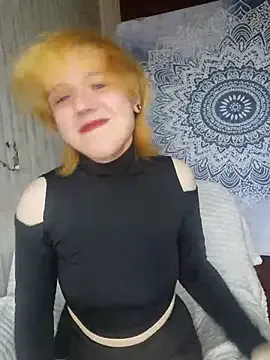 CatBennet – webcam model profile photo Image 9