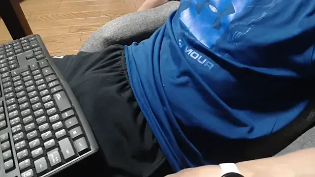 soccer_hot – webcam model profile photo Image 4