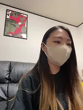 Live with AryaSummersReal on FliCam Image 4