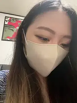 Live with AryaSummersReal on FliCam Image 5