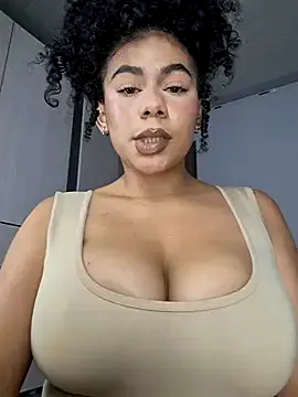 JenCollins – webcam model profile photo Image 8