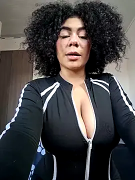 JenCollins – webcam model profile photo Image 9