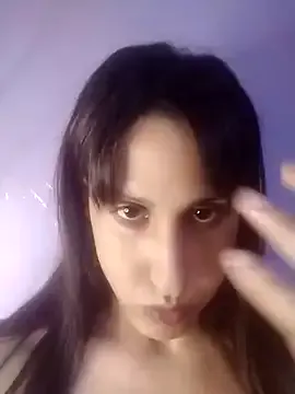 missvalery_1 – webcam model profile photo Image 10