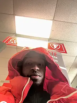 BellaRoux21 – webcam model profile photo Image 11