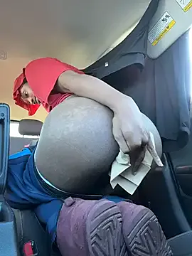 BellaRoux21 – webcam model profile photo Image 13