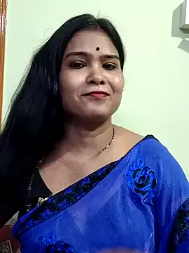 SandiSquirts – webcam model profile photo Image 17