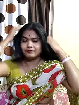 SandiSquirts – webcam model profile photo Image 9