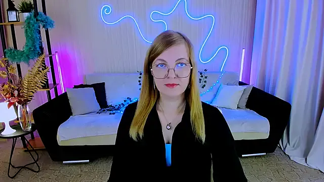 VeroniicaRoss – webcam model profile photo Image 19