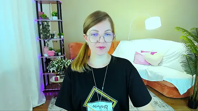 VeroniicaRoss – webcam model profile photo Image 2