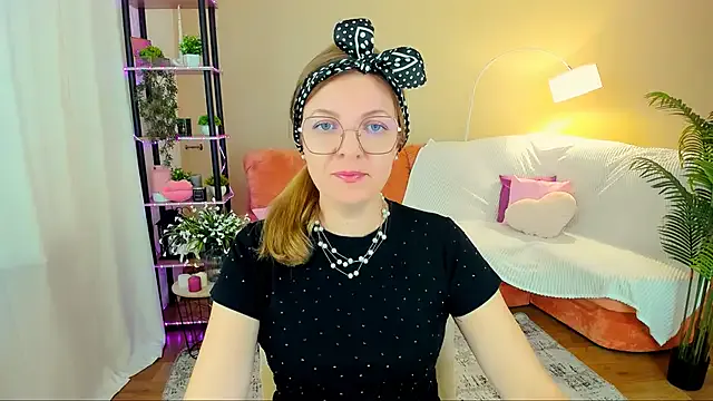 VeroniicaRoss – webcam model profile photo Image 3