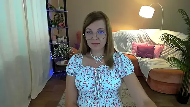 VeroniicaRoss – webcam model profile photo Image 5