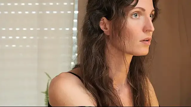 Mia_Railey – webcam model profile photo Image 10