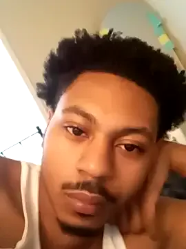 Juhone – webcam model profile photo Image 3