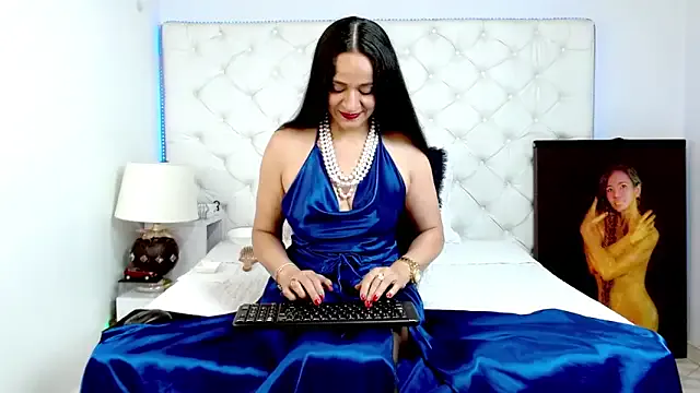 AntonellaRodman – webcam model profile photo Image 18