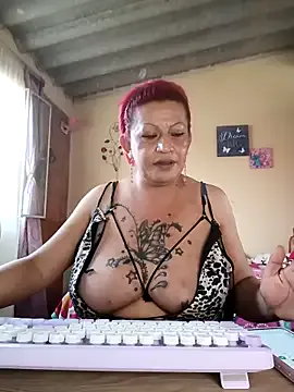 Franshesca_HotxxX – webcam model profile photo Image 2